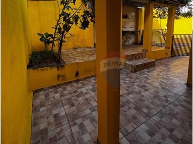 270.00 M² Casa Alugar, 2 Dormitórios localizado em Vila São Francisco, Lavras, Minas Gerais, 37200 484 | Brasil