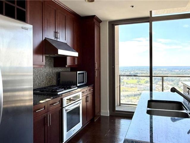 270 17th Street NW 3510