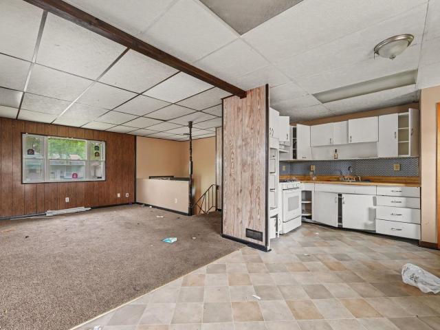 270 Chappel Avenue