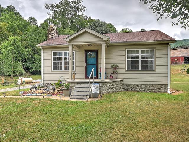 270 Bowers Lane