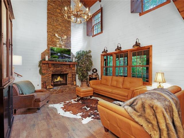 270 Buckskull Hollow Drive