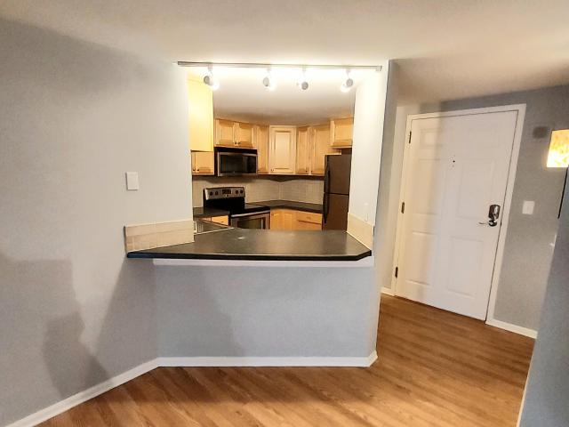 270 E Highland Ave, Unit 612