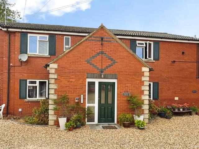 270 Frome Road, Trowbridge BA14, Studio to rent, £600 pcm | PrimeLocation