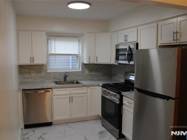 270 Kamena Street Unit# A Side 1st F, Fairview, US, NJ
