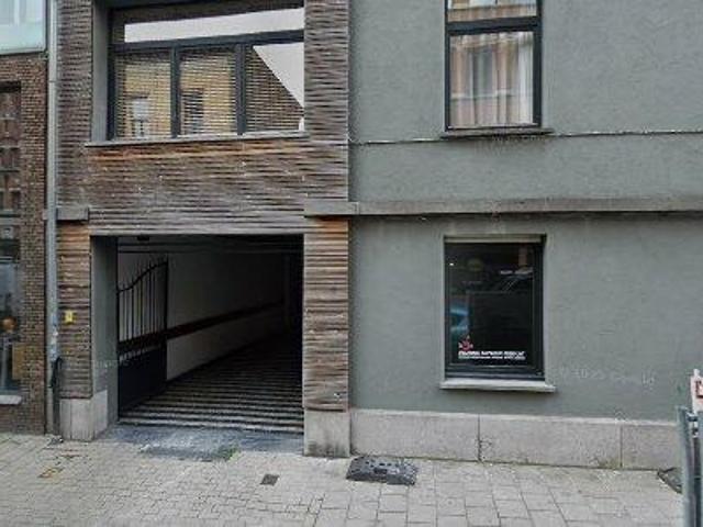 270 m2 apartment for rent in Stad Antwerp
