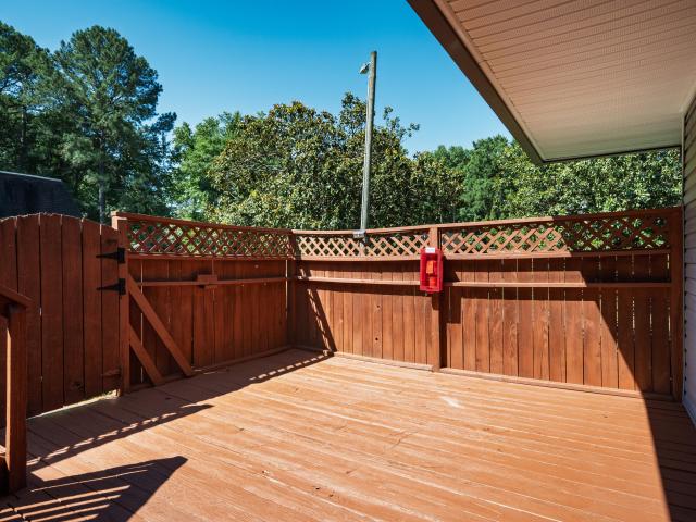 270 Summerwalk Circle