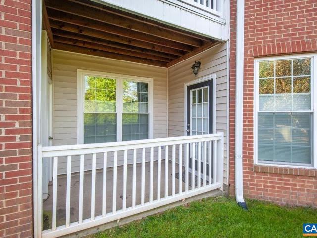 270 Riverbend Dr # 1C