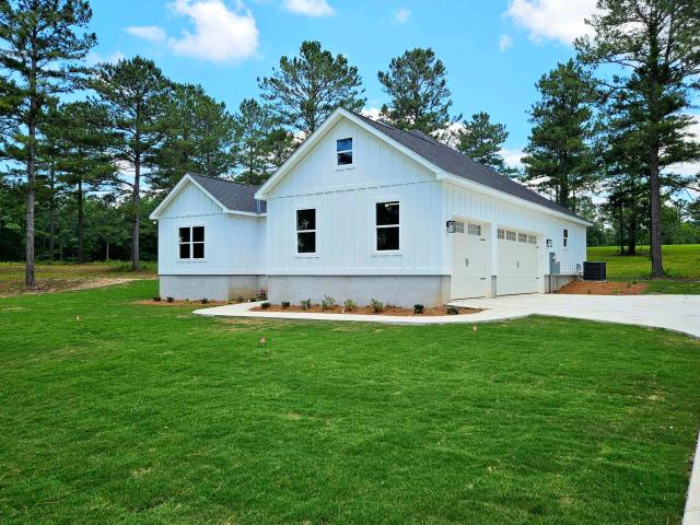 270 Woodridge Lane