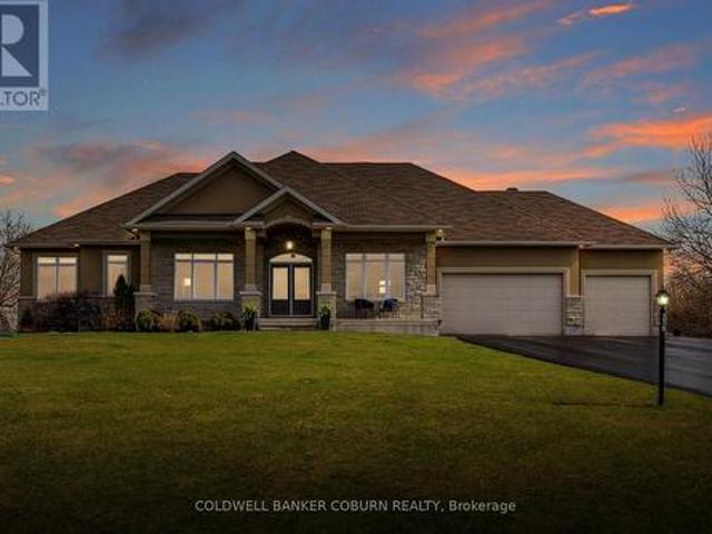 270 West Lake Circle, Ottawa, ON, K0A 1L0 house for sale | Listing ID X13073 | Royal LePage