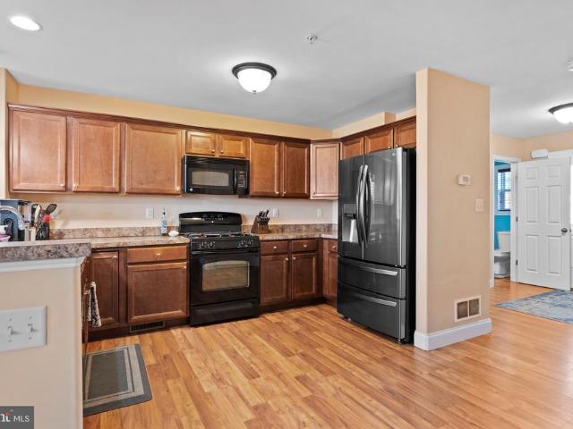 2714 Bur Court
