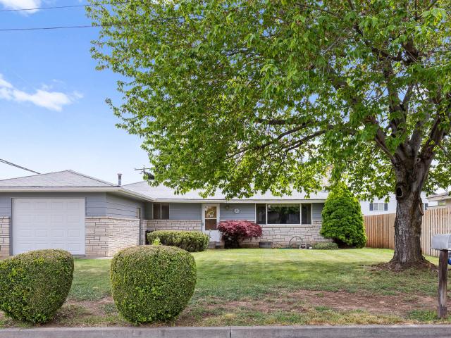 2714 W Prasch Ave, Yakima, WA 98902 | MLS #26 1223
