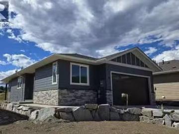 2715 Golf Course Drive Unit# 30, Blind Bay, BC, V0E 1H2 hous.