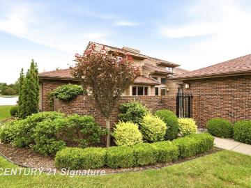 2715 Inverness Drive