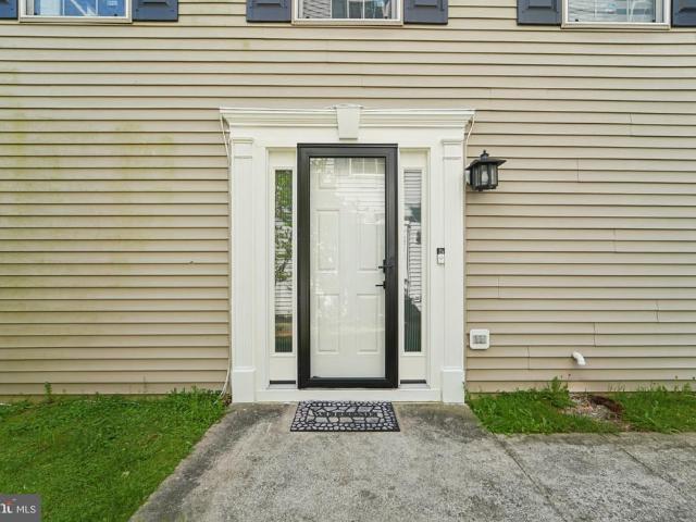 2715 Thornbrook Court