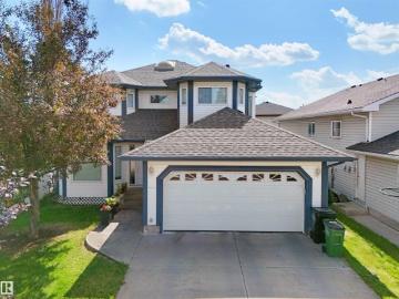 Larkspur, Division No 13, Alberta - Parking