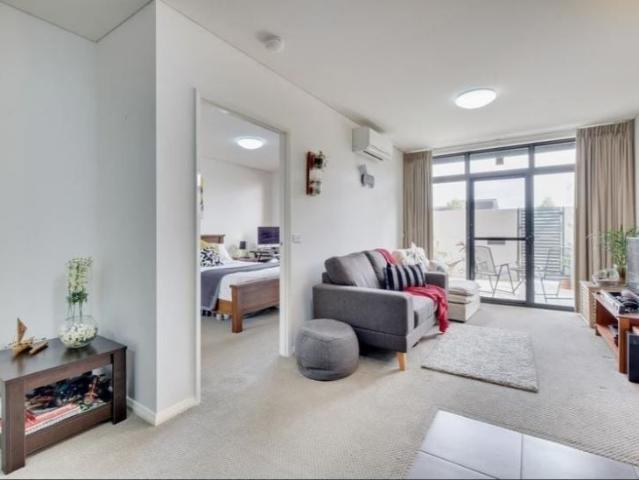 27/162 Flemington Road, Harrison ACT 2914