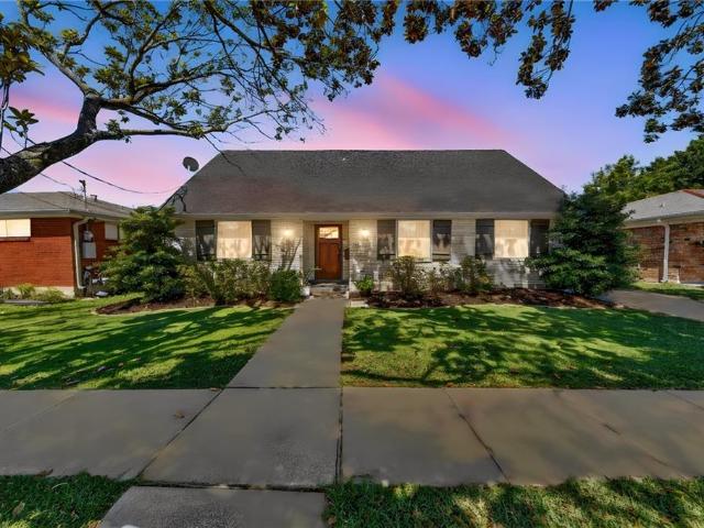 2716 Belmont Place