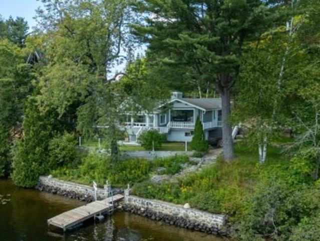 2716 Ch. Du Village, Saint Adolphe D'Howard, QC, J0T 2B0 Luxury House for sale | Listing ID 16438 | Royal LePage Carriage Trade Luxury Properties