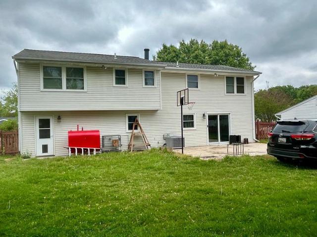 2716 Pinewood Drive