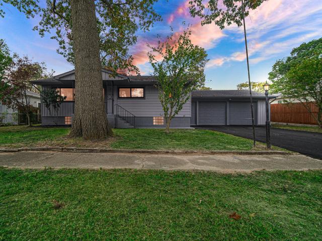 2716 Vanderburg Street
