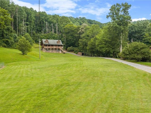 2717 Meat Camp Road