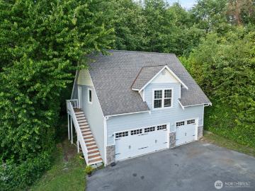 2717 E Lidstrom Hill Road