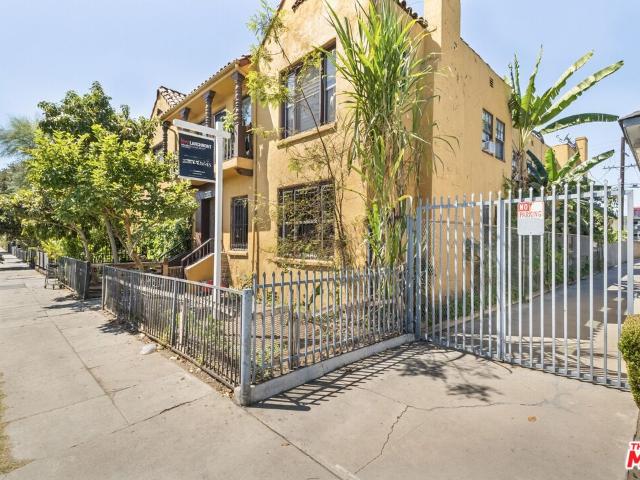 2717 S Budlong Ave, Los Angeles, CA 90007 | MLS #26847