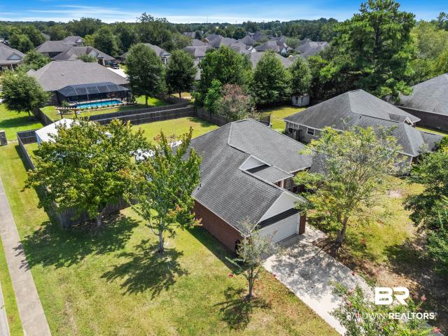 27184 Stratford Glen Dr
