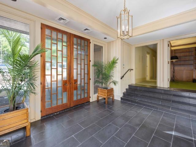 2718 Averett Drive