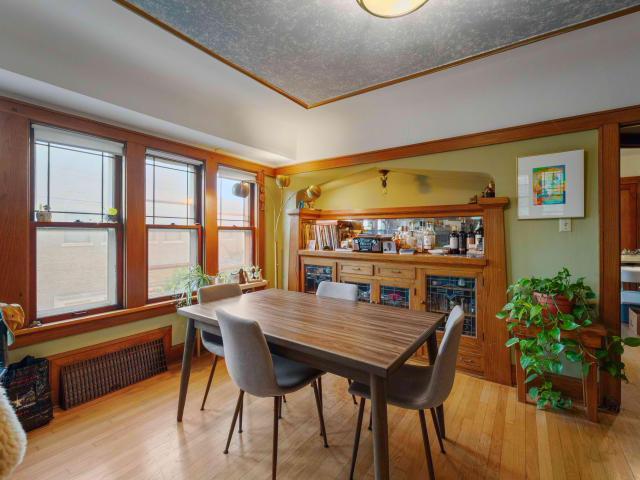 2718 S Lenox St, Unit 2720