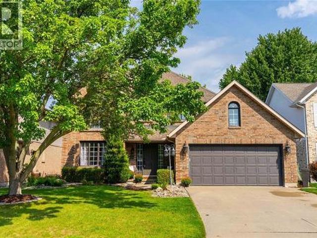 2718 Sandfield Crescent, Sarnia, ON, N0N 1C0 house for sale | Listing ID 26021 | Royal LePage