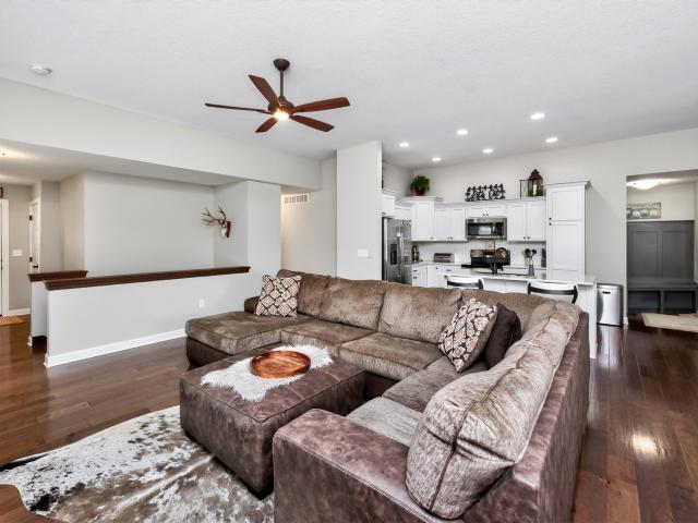 2719 SW Prairie Trail Parkway