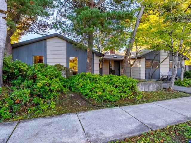 2710 NW Mulkey Ave, Corvallis, OR 97330