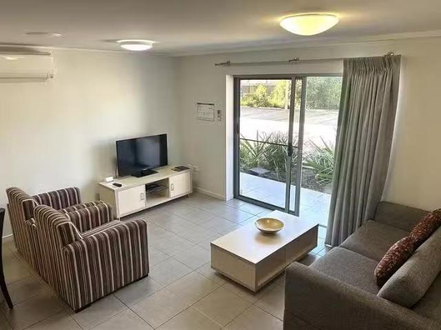 27/10 Prince Place, Middlemount, QLD 4746
