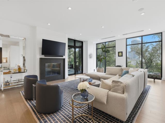 2710 Steel Street 405