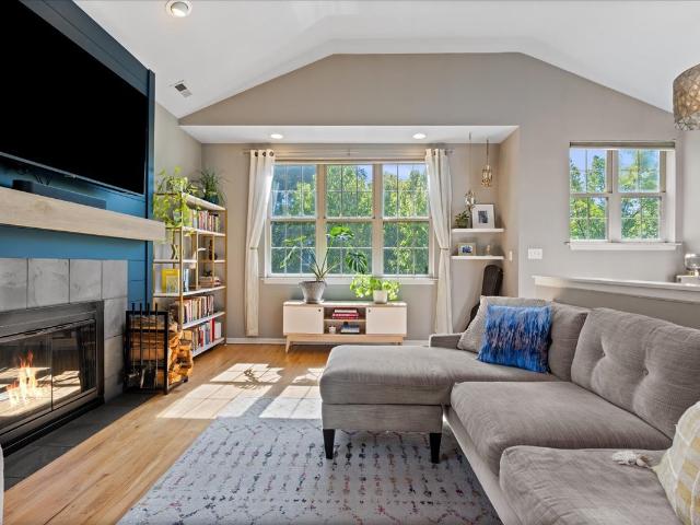 2710 W Haddon Avenue # 3