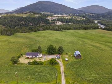 2710 38Th Street, Lister, BC, V0B 1G2 house for sale | Listing ID 10391 | Royal LePage