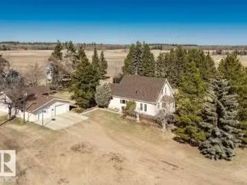 27110 Twp Rd 513, Rural Parkland County, AB, T7Y 1H1 house f.