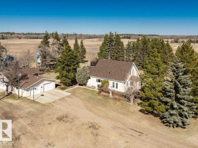 27110 Twp Rd 513, Rural Parkland County, AB, T7Y 1H1 house for sale | Listing ID E4484 | Royal LePage