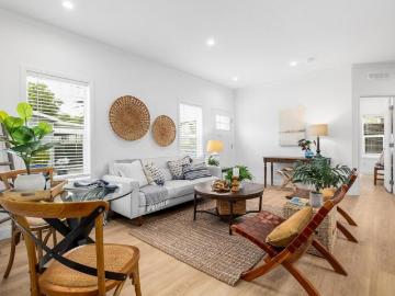 2711 Mar Vista Drive