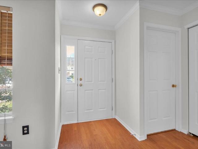 2711 Falcon Court