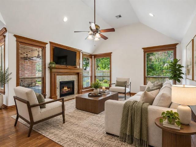 2712 Belmont Drive