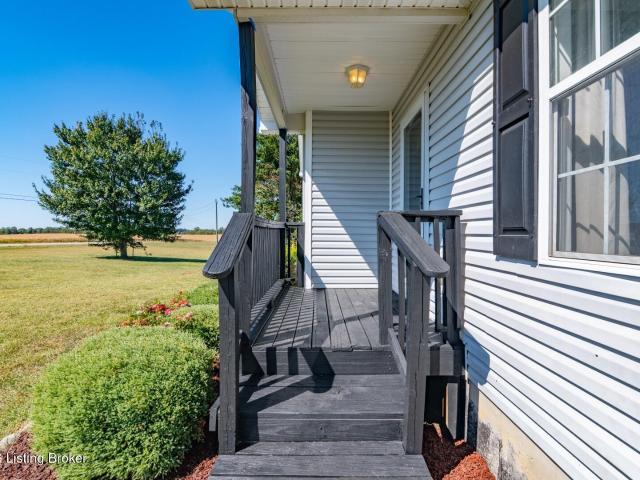 2712 Roundtop Rd