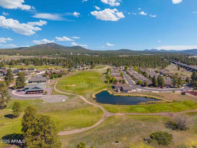 2712 w highland meadows drive