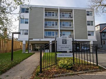 Apartment for rent in Halifax - Balcony