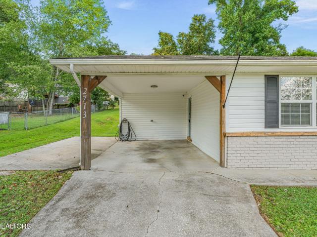 2713 Mynatt Rd