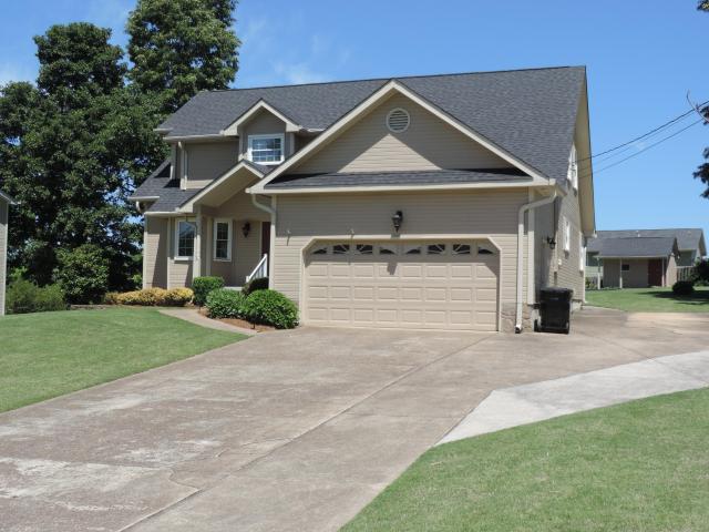 2713 Autumn Chase Drive