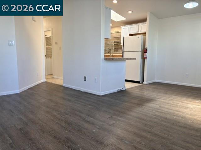 271 Carob Way 100