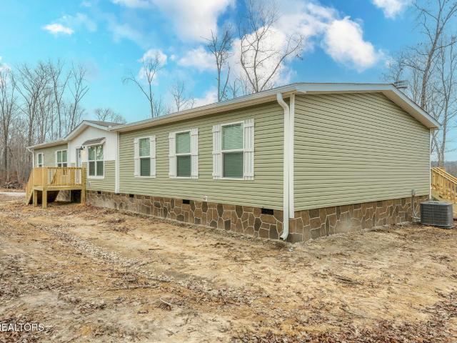 271 Charlie Newberry Rd