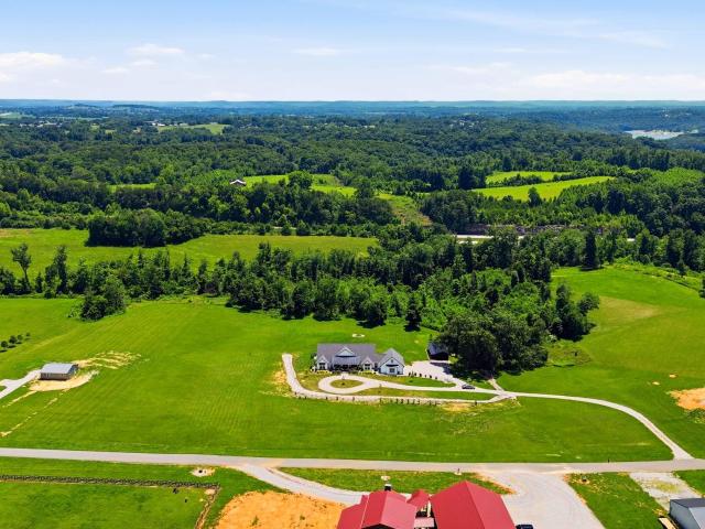 271 Bluegrass Meadows